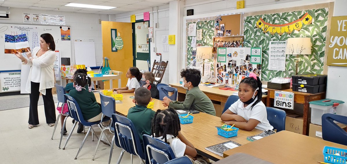 Learning about plant growth with Loop It Up using Eric Carle’s The Tiny Seed! <a href="/TchrMommy7/">Renee Anderson</a> <a href="/WindsorForestES/">Windsor Forest Elementary School</a> <a href="/loopitupsav/">LoopItUpSavannah!</a>