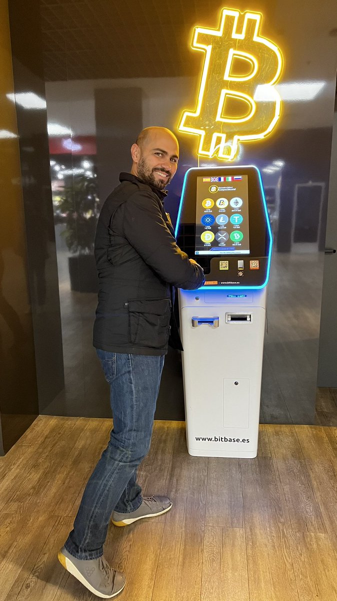 othmez1's tweet photo. Surprised to find this in #spain 🤩
#Crypto #atm #Bitcoin #ETH #DOGE https://t.co/CL1xBDK70h