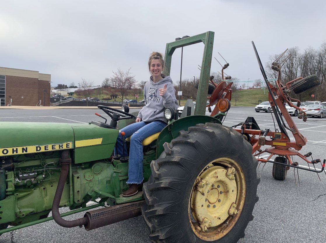 CV_AgSciences's tweet image. Students in #AgPowerTech earned their Safe Tractor &amp;amp; Machinery Operation certification by navigating a driving course, passing a knowledge test, and backing up an attached implement. Great job to this group for becoming certified! 🚜🚜🚜 #LearnByDoing #AgEdu #TeachAg