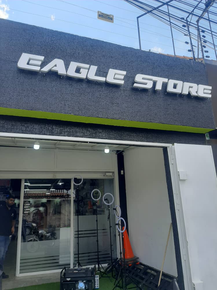 BchBarquisimeto's tweet photo. Eagle Store accepts Bitcoin Cash. Located in Nueva Segovia, race 1 between 7th and 8th streets, Barquisimeto.
@SatoshiAngels
#acceptBCH
@BitcoinCashA
Eagle Store acepta Bitcoin Cash. Ubicado en Nueva Segovia, carrera 1 con calle 7 y 8, Barquisimeto. https://t.co/SkMqw29ZRu