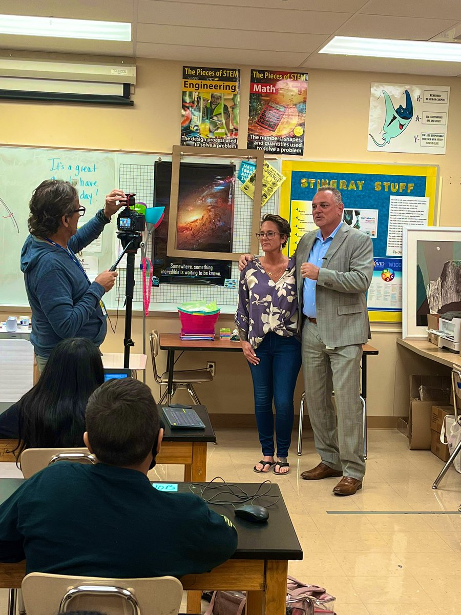 pcosme1908's tweet photo. Today was a special day.
A little #BTS into this week’s “Thank A Teacher”…so excited to see the official story!
@Beach__Teach & Sra. Ortiz are just 2 examples of the BEST of the BEST @palmspringsms~we’ve always known how awesome they are..now the rest of @pbcsd will know, too! https://t.co/QI1m8J1pw4