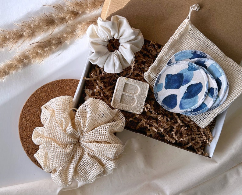 Gift Sets and Gift Ideas. Give the gift of local with LocalBoom. This plastic free giftset is perfect for the environmentalist in your life. #plasticfree #giftsets #plasticfreegifts #vancouvergiftstore
