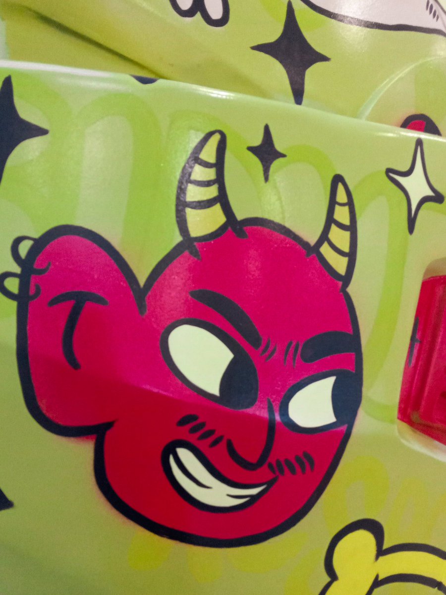 <a href="/labreens/">labreens</a> @mr_mitote @paramountplusla @halo #HaloTheSeries #ParamountPlus #intervention #painting #helmet #halo #rkc #shooting #photography #photographyartist #cdmx #ciudaddemexico

instagram.com/ratkidscru_off…