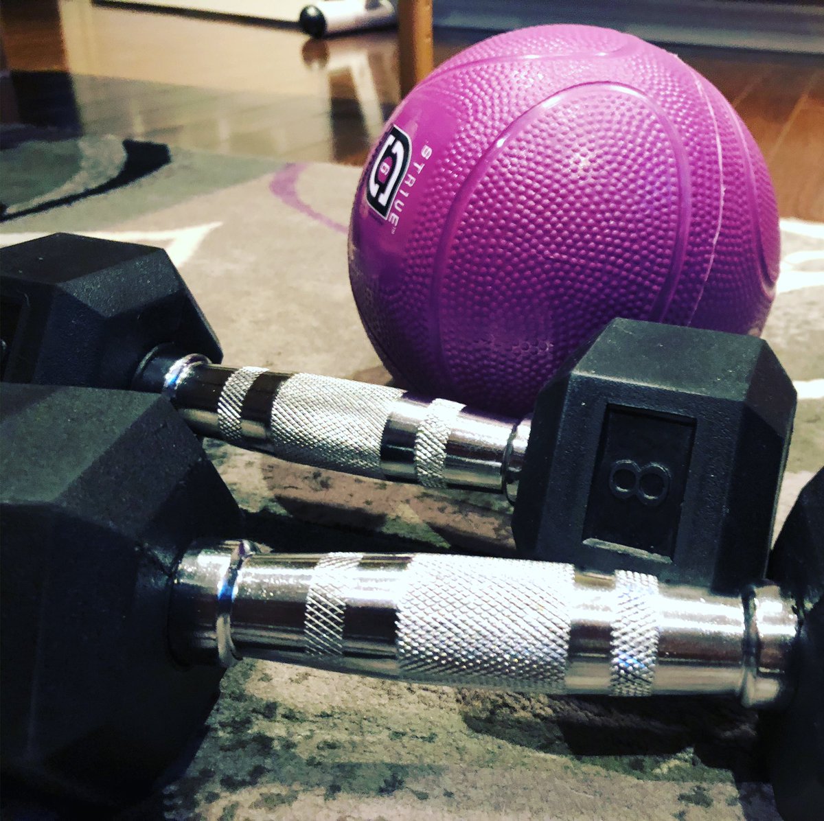 FlexforAccess's tweet photo. We canโt wait to see everyone wear green and post parts of your cardio + push/pull based workout on March 25th for #NationalCPAwarenessDay and our CP Power Hour Fundraiser. Post a video describing an experience with adversity. Donate @ https://t.co/OrRMuFnLNJ #CPPowerHour ๐ข๐ช๐ป๐๐ปโโ๏ธ https://t.co/vD0zA6wR0E