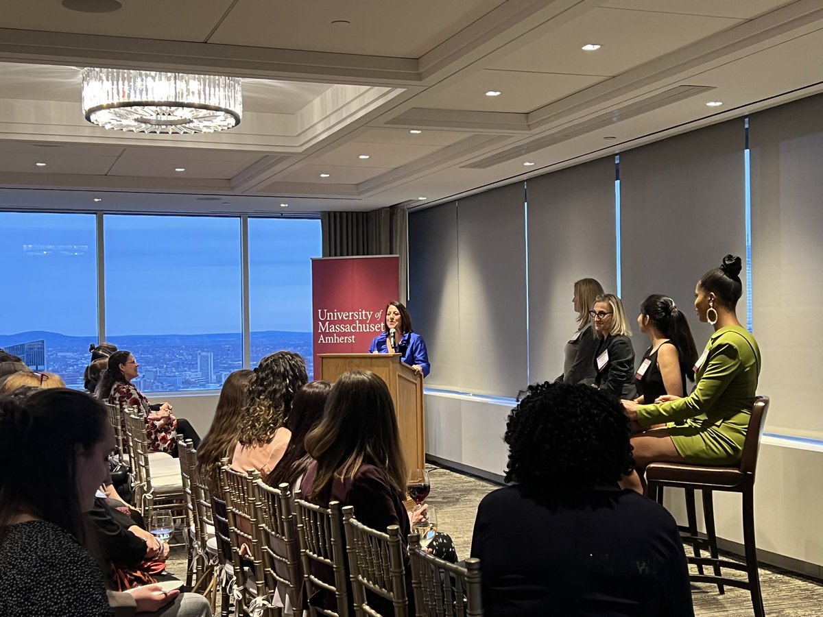 MelissaPaciulli's tweet photo. Proud to represent our #Micromentoring program for women in #STEM awarded by the #WFUM Thank you @AlumniUMass for this amazing event tonight. @alyputnam @umassengin #GWIS https://t.co/yp7s3nRqp9