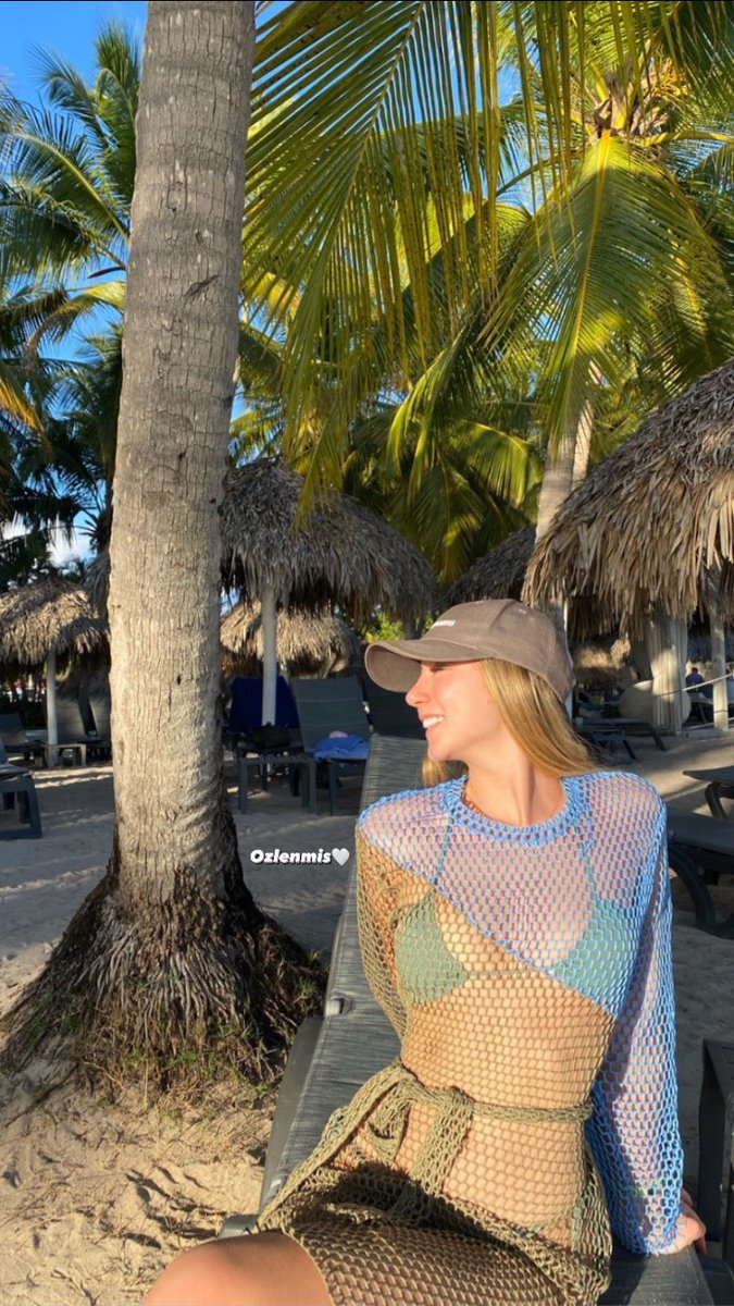 Dominik’e güneş doğdu ☀️💖

#AleynaKalaycıoğlu • #AKFC