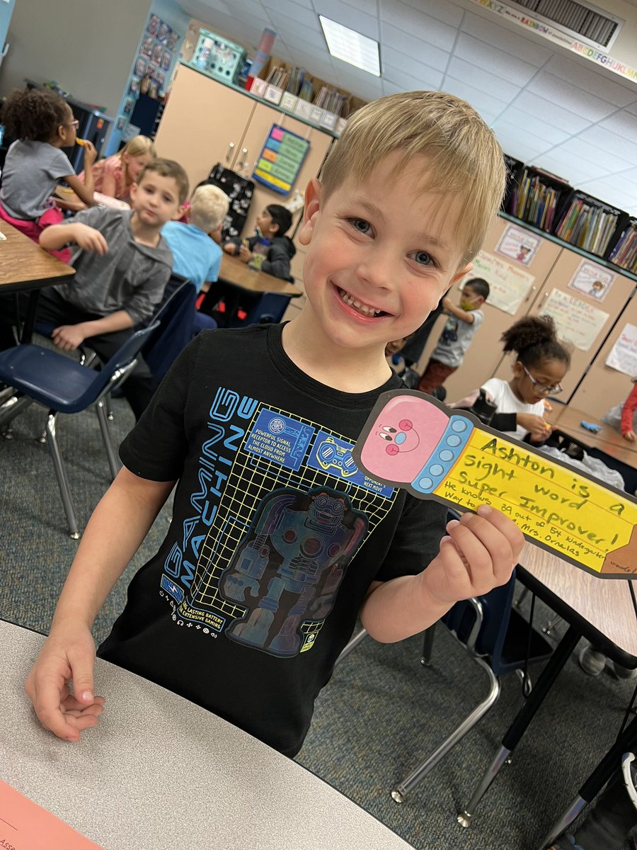 Katie_Ornelas's tweet photo. This Super Improver is never afraid to celebrate himself! If everyone was as proud as this kiddo, the world would be a super happy place! #WBT #superimprover #invinciblegrit #selflesscourage @KleinISD @KuehnleKISD https://t.co/ArQgULUwtK