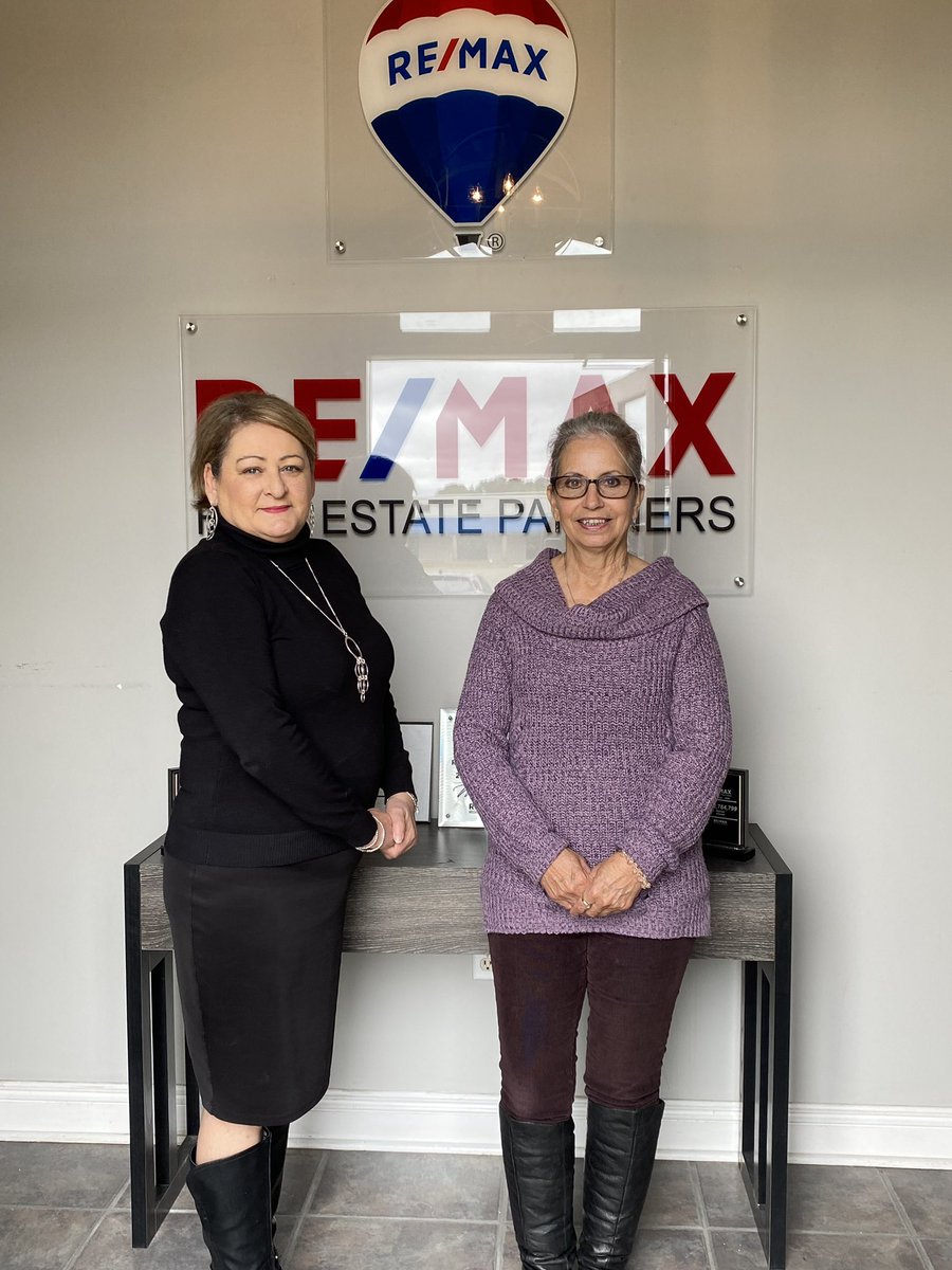 MLO’s, Tj and Margaret, recently visited #ReMax in Hattiesburg for a Lunch &amp; Learn about RCLF’s #Homeownership &amp; #DownPaymentAssistance Programs! 🏡 Always great to meet new people &amp; spread the word about how we can help with the dream of homeownership! 🔑 #rclfms #mortgagelender