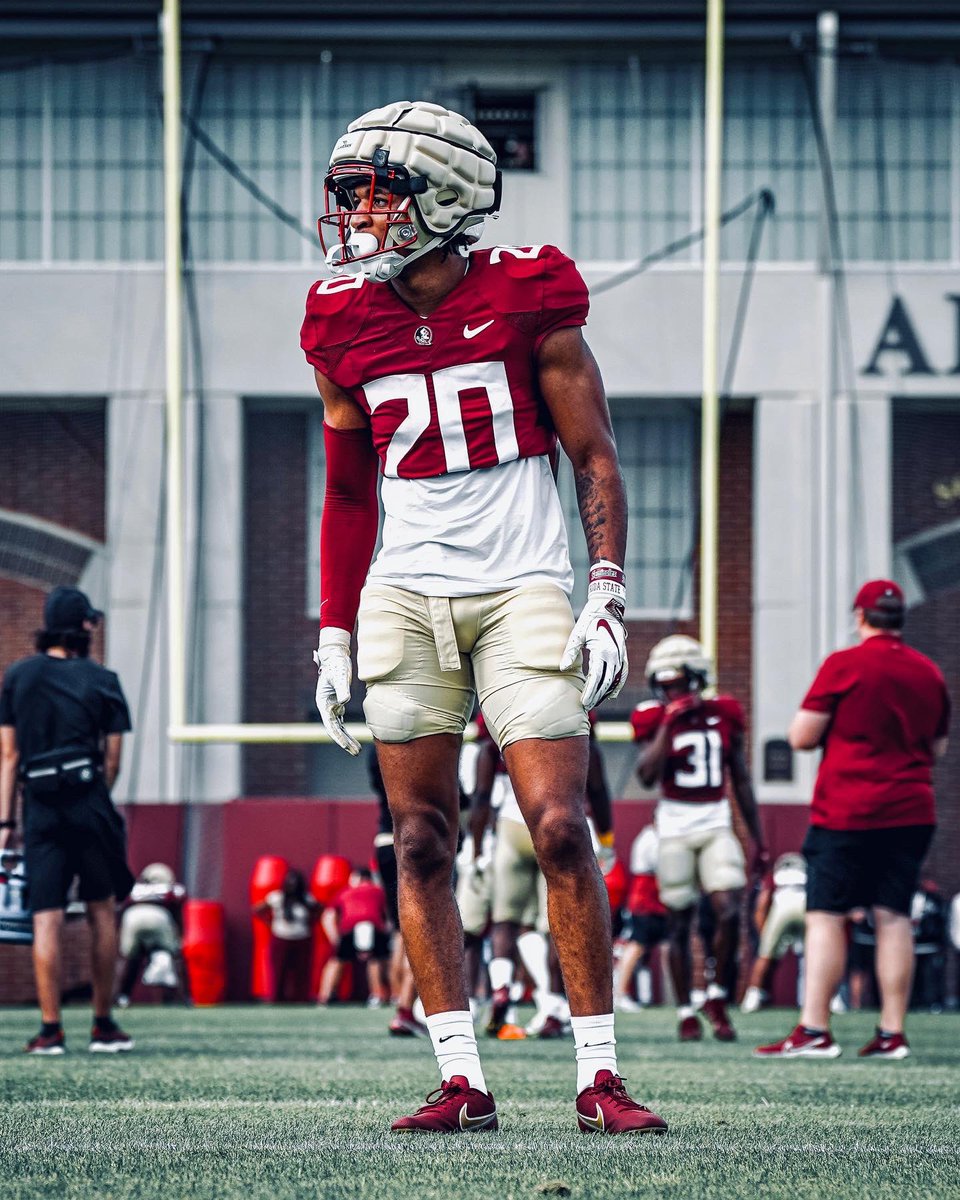 Azareyehthomas's tweet photo. Soon as you don't have nowhere to go, GOD gone show a way. Just show some faith. Take it like a soldier, even
soldiers pray. ✝️
#ForYouMama❤️ https://t.co/qSHnJl5OYH
