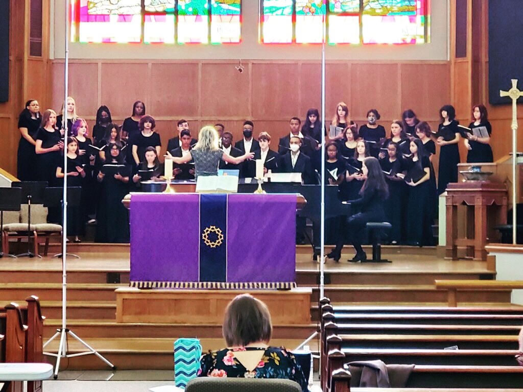 travis_choir's tweet photo. Pre-UIL with Concert Choir and Advanced Treble was a great success and a valuable step to prepare for UIL! Scores don’t matter here, but I’ll just say they both resulted in 1s on stage and sight reading😉. Clarabell Choir Cow was there to support.🐮
#PreUIL @THS_Tigers https://t.co/6apbYZynal