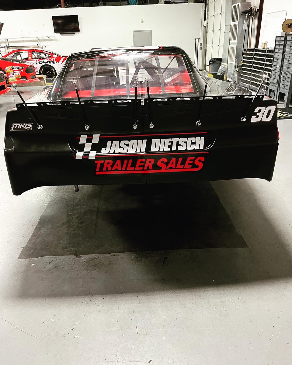 My man <a href="/mark_rette/">Mark Rette</a> got this ole girl lookin’ good! The <a href="/rheem/">Rheem</a> machine is about ready to roll. Ready for a little action next wknd <a href="/hickoryspeedway/">Hickory Motor Speedway</a> @FordPerformance <a href="/RetteJones30/">Rette Jones Racing</a>