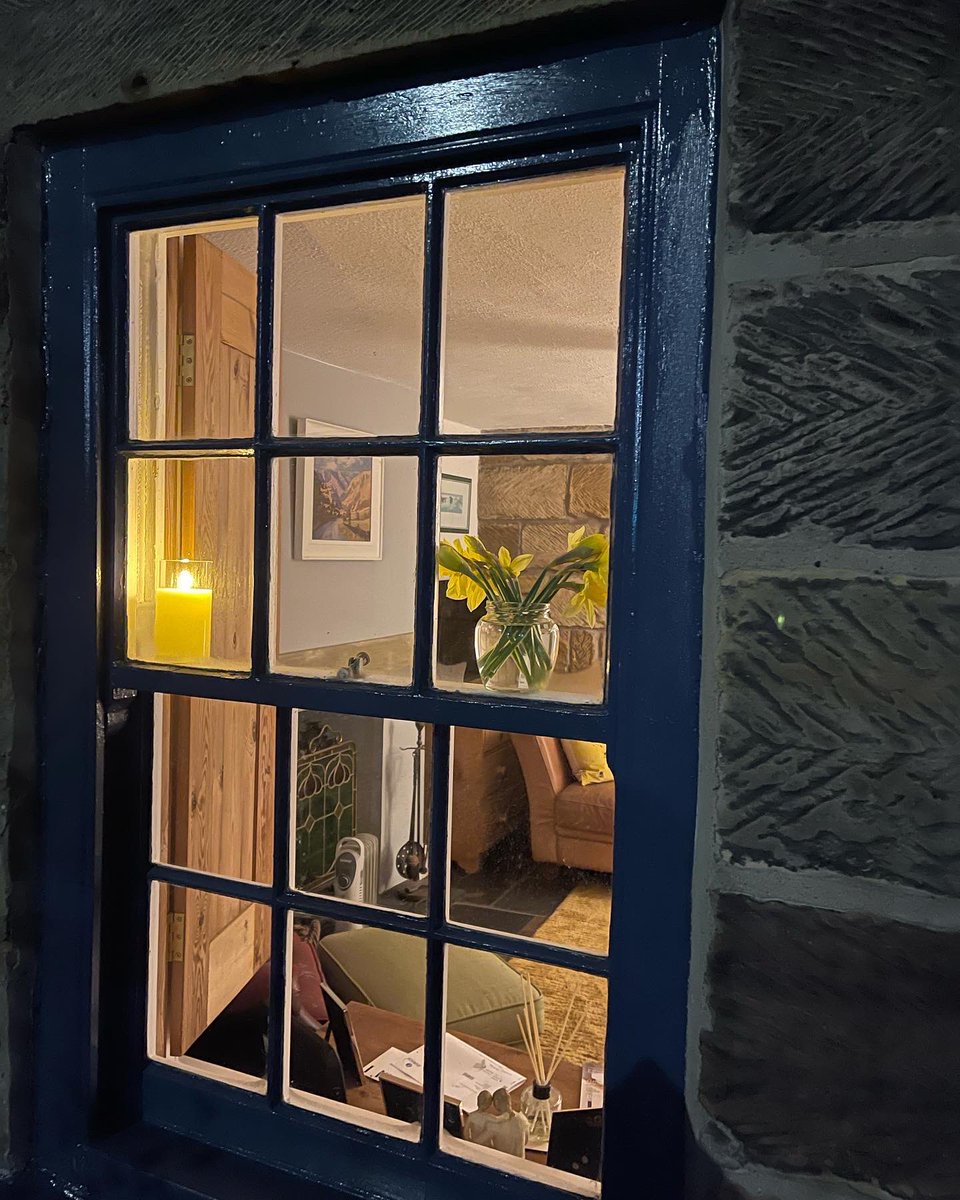 pauljonesking's tweet photo. #NationalDayofReflection #northyorkshirecoast #roancottage https://t.co/Z9C81185y5
