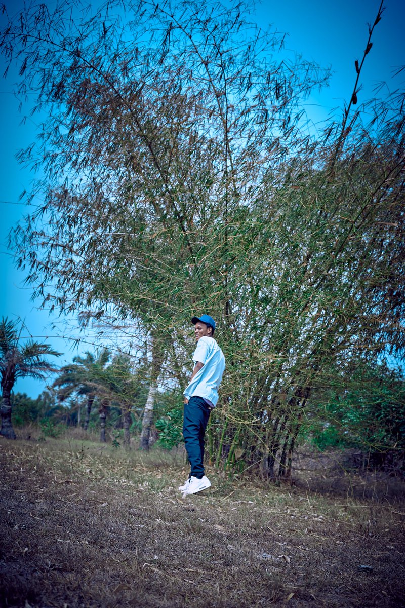 iamkeyslord's tweet photo. happiness, hardwork, patients, respect
#100BC https://t.co/Nv8Tky9U9B