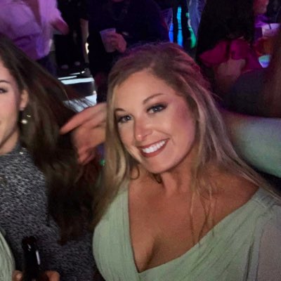 MackaylaHoward's tweet photo. #NewProfilePic https://t.co/8VsdsWLalm