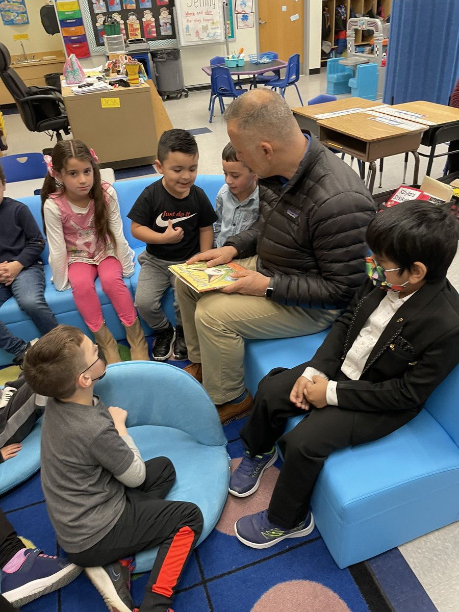 Mrs. Nichols tweet media