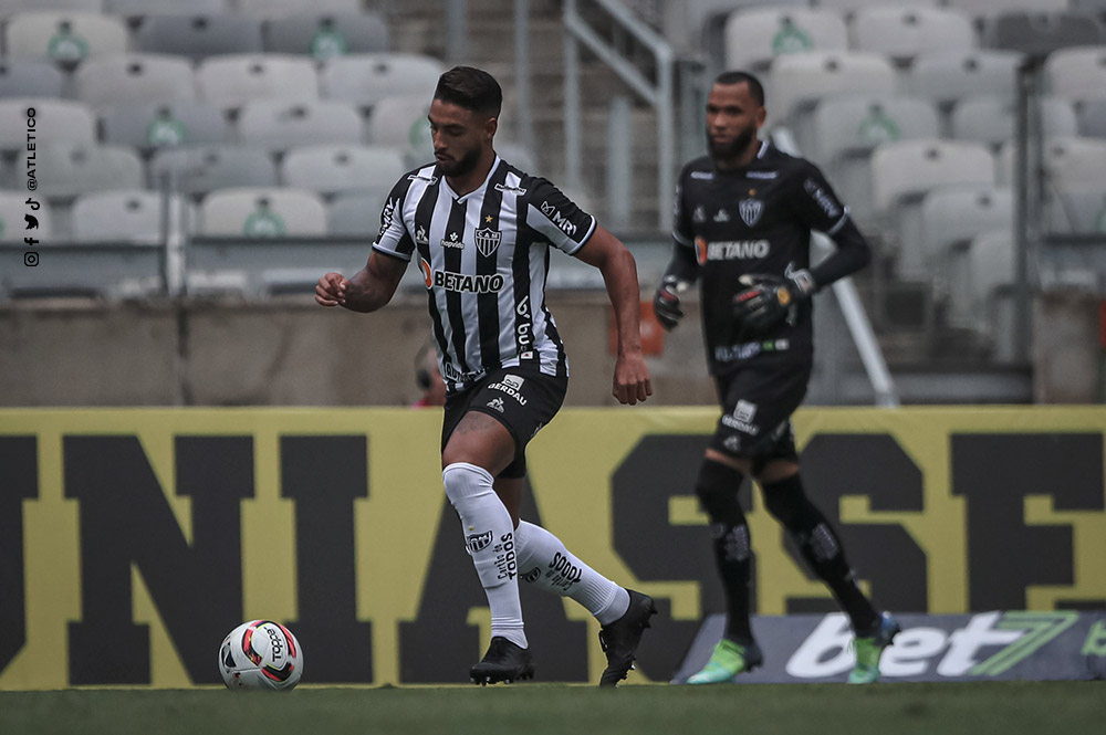 Atletico's tweet photo. 💪🏾⚫⚪ Atlético vence a Caldense e amplia vantagem na semi: https://t.co/ok7DFgr17D
#VamoGalo #CALxCAM 🏴🏳️ https://t.co/RBkuY8H4j8