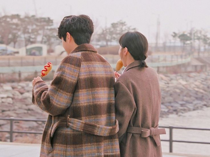ApeiroUm's tweet photo. Couple bayik ku🤭 #OurBelovedSummer #ChoiWooShik #KimDaMi https://t.co/KewRc3pXQI
