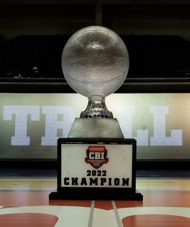 FOR THE FIRST TIME IN SCHOOL HISTORY

THE UNCW SEAHAWKS HAVE WON A POSTSEASON CHAMPIONSHIP