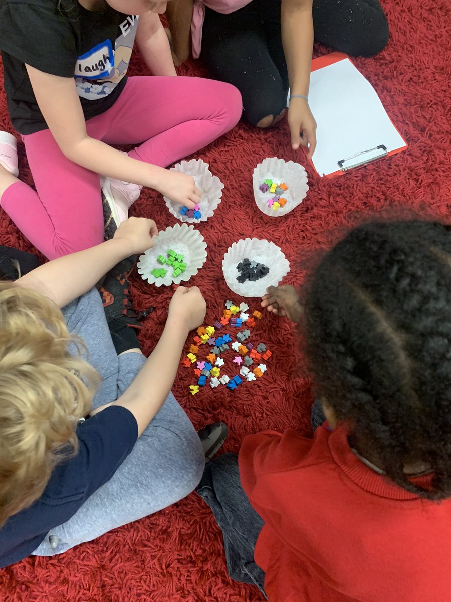 Kathy Skinner; M.Ed. #Iteachkidstoread tweet media