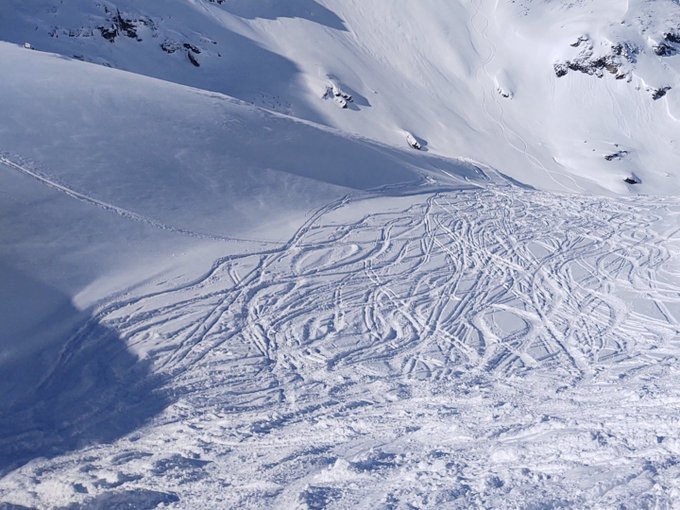 Watch Susan Ayn Official's leaked NSFW photo on TwXstars