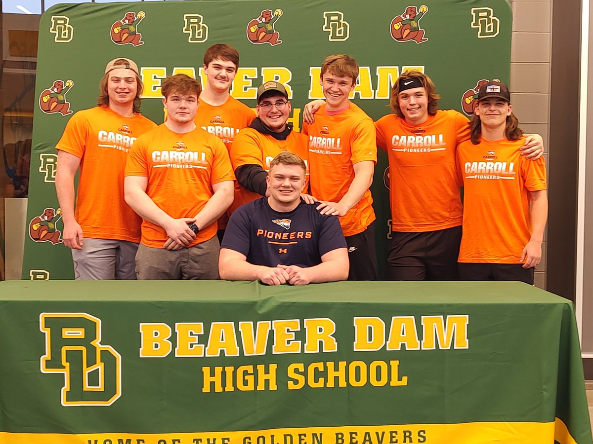 BDHS_Football's tweet photo. Congrats @ColtonFakes8 Gonna do great things with @CoachBuddah and @piofootball Continue to Ring the Bell. https://t.co/dbmVQl60nN