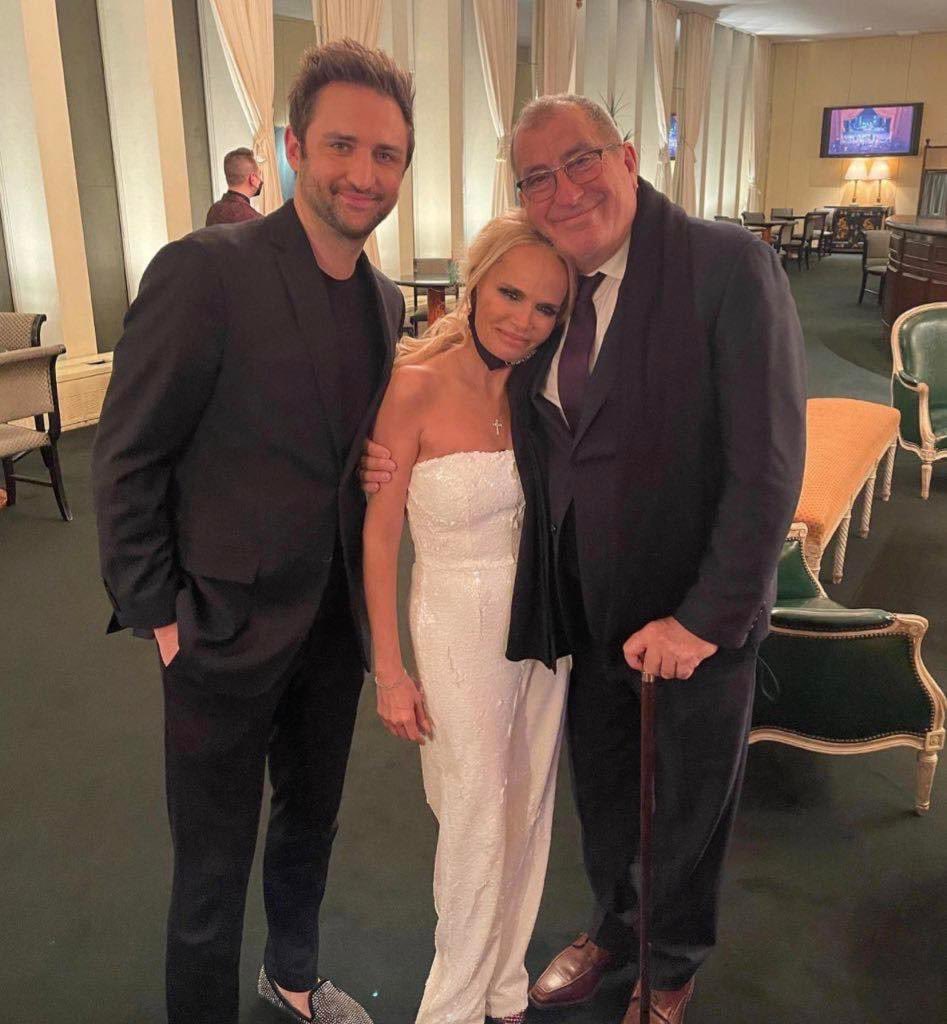 Over the moon to announce that @KennyOrtegaBlog will be the Director of my Broadway Bootcamp this summer. Camp will have two sessions this July &amp; there’s still time to get those auditions in! Visit <a href="/KCBBC_camp/">Kristin Chenoweth’s Broadway Bootcamp</a> or click here for info: bit.ly/KCBBCaudition