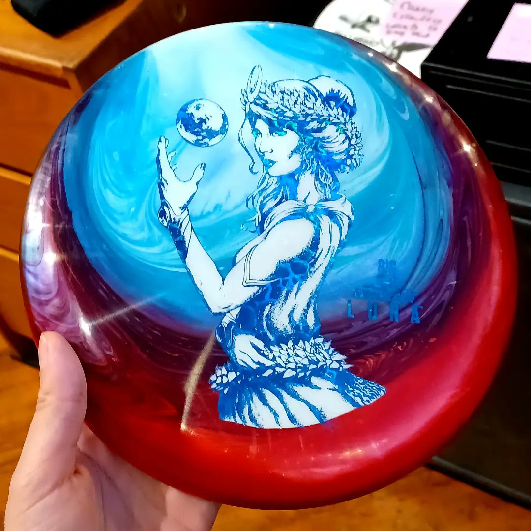 HappyTreeDyes's tweet photo. @DiscraftDG Big Z Luna I dyed https://t.co/nHEBxIrwsJ