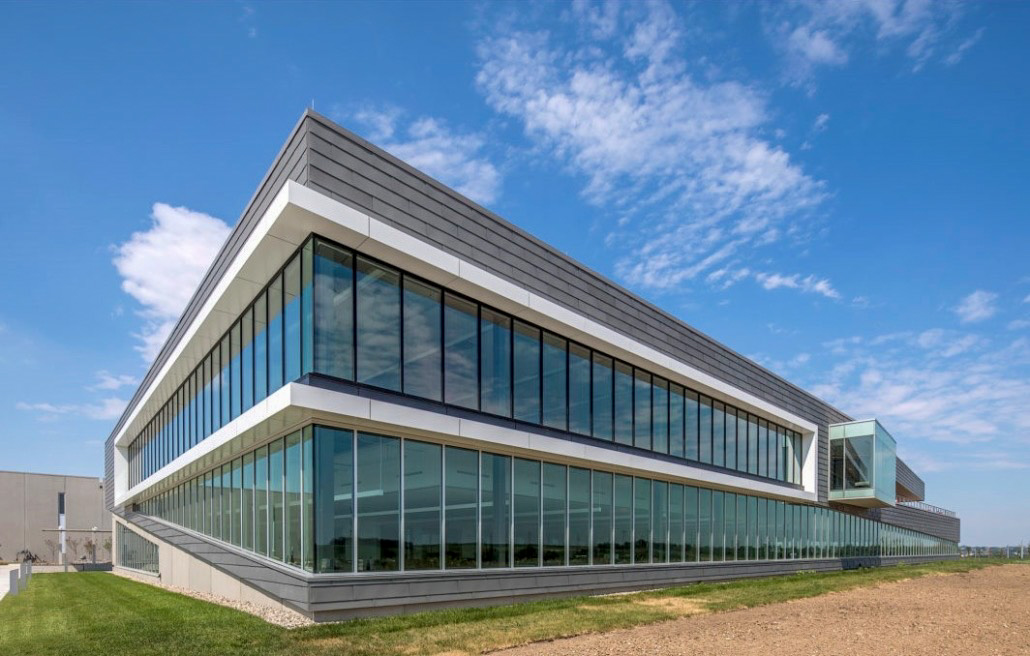 MetalTechGlobal's tweet photo. Zinc Flat Lock and HV 90 Corrugated Panels / @ThrasherBase + Supportworks, Inc. Headquarters
#zinc #architecture #metaltechglobal https://t.co/NzGMVse4Sm