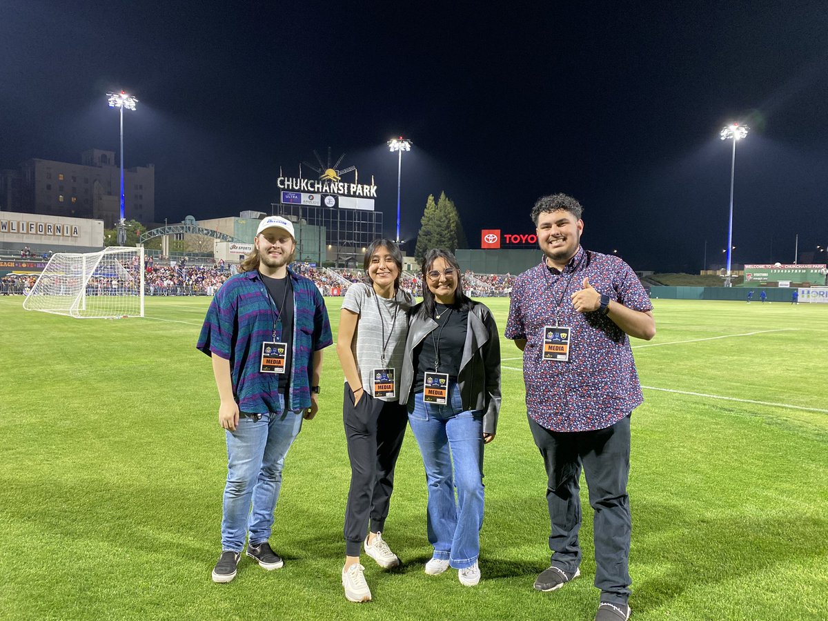 TheCollegian's tweet photo. The Collegian crew covering Pumas vs. Chivas at Chukchansi Park. https://t.co/OWScxfysb8