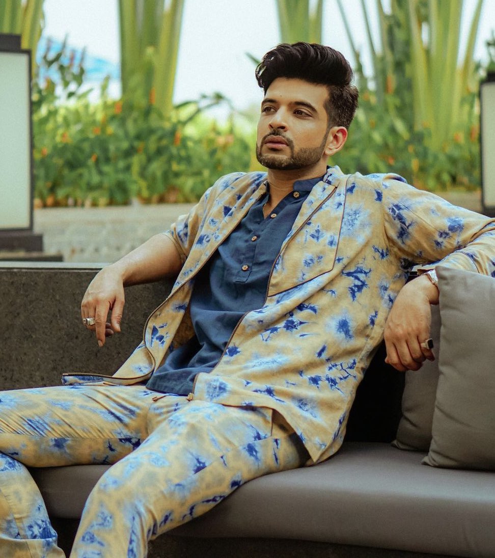 ranggg08's tweet photo. Who's your favourite ?
#UmarRiaz        ||     #KaranKundrra 

❣for Umar             🔄for Karan

Comment Ur fav :- #TejRan #UmRash #UmarArmy #UmarRiaz #KKundrraSqaud #KaranKundrra https://t.co/oW7MrvCWsX
