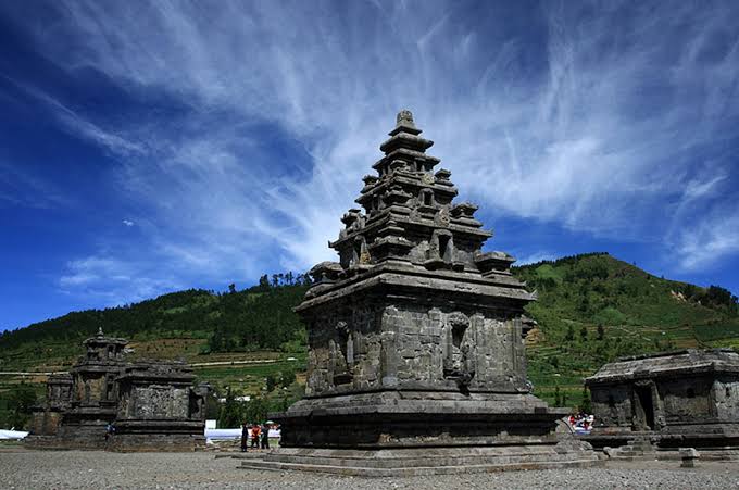 TanteZanitha's tweet photo. Candi Dieng https://t.co/NYCvNgPc3w