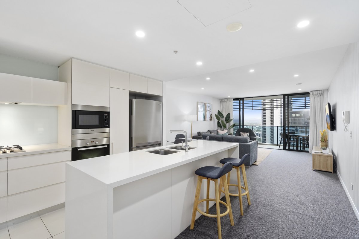gcrpholiday's tweet photo. A big welcome to our latest 2 Bedroom Deluxe at Oracle Resort. 
These apartments are a great way to experience Oracle Resort at the fraction of the price of a premium apartment. 
Book here 👉 https://t.co/7J6BUJPg7t
#goldcoastluxuryresorts #GoldCoast #Accommodation https://t.co/xJcYbe1raW