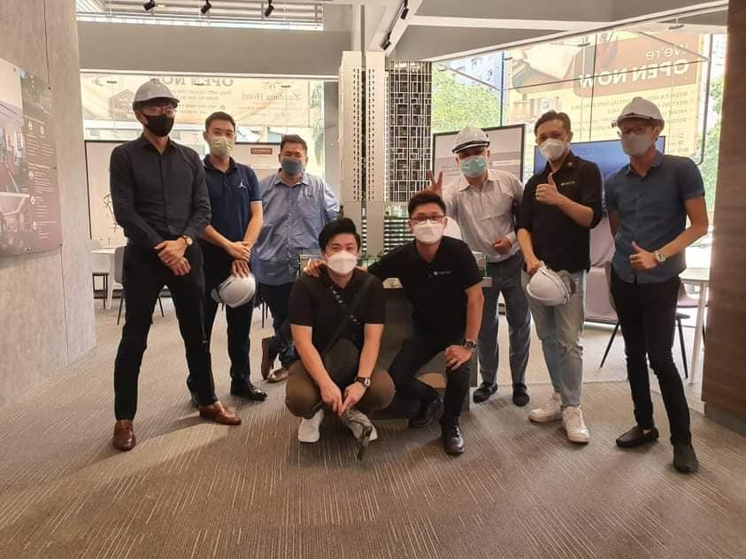 ChesterVenture's tweet photo. Can you guess where is it?👀
Chester is continuing explore new potential project for you!🔥
Subscribe us! More great deals are coming soon!✨
__
Follow us on our official social medias : 
https://t.co/0u4b8fTiLP
#chester #blackcard #dealking #bulkpurchase #chesterventuregroup https://t.co/0OaZ4qcImi