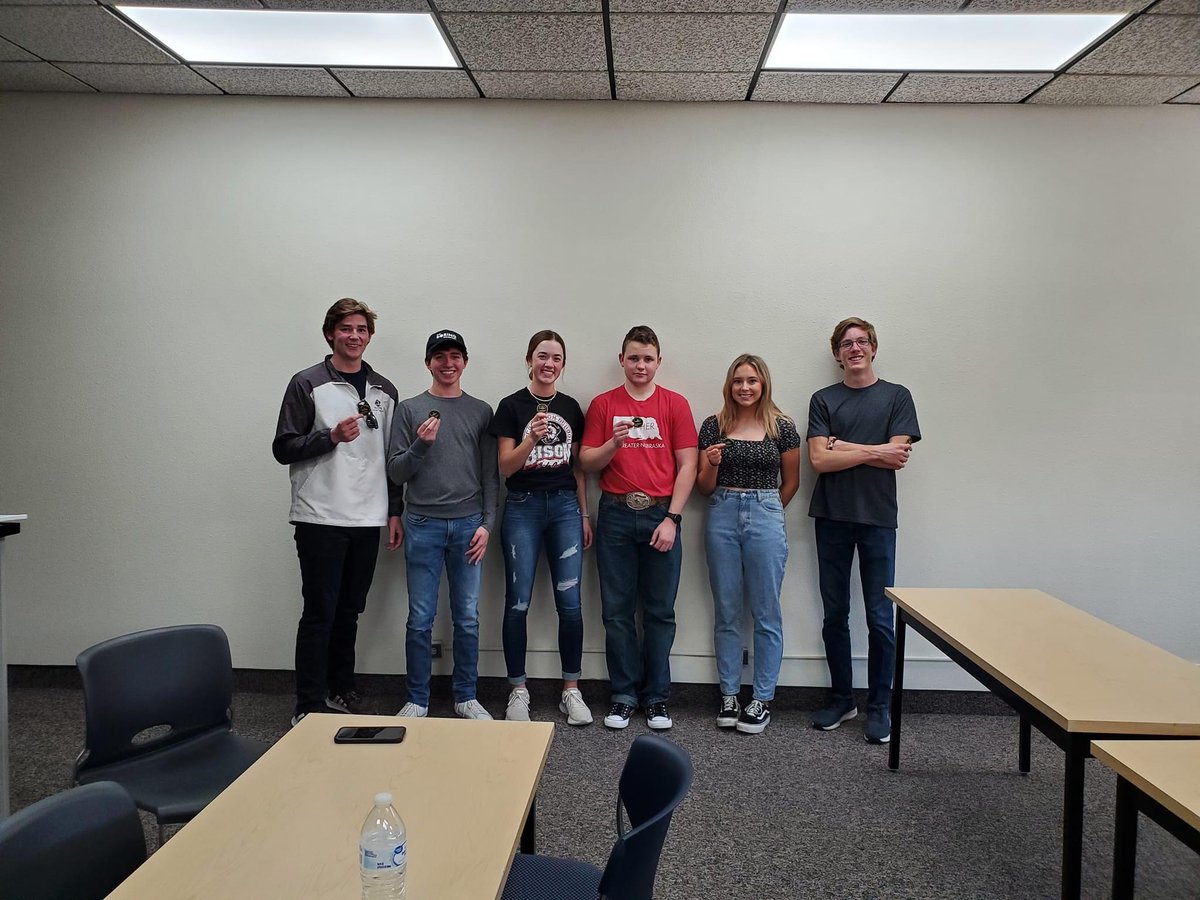 McCook Quiz Bowl headed to State! Congratulations! #mcbison #weareone #mhsquizbowl