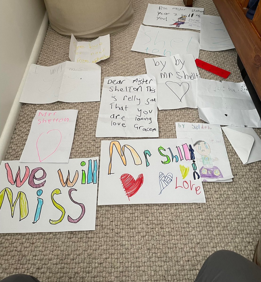 EduJarrod's tweet photo. Certainly don’t teach for the credit or praise but it’s nice to know I had made some kind of connection with students from my last placement. After finding out it was my last day they showed their appreciation greatly. #acuedu_p https://t.co/bAKZNinriw