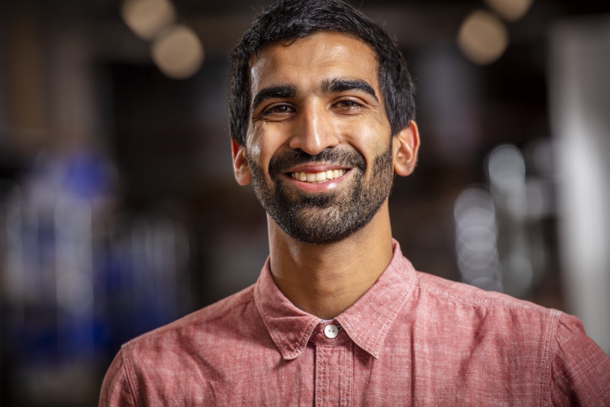 gradientcomfort's tweet photo. Meet Shail! We’re lucky to have him as a Staff Mechanical Design Engineer.
He spends a lot of his time drawing on paper, modelling parts in 3D, and then making samples and building prototypes to make sure all of our parts fit & feel like we need them to.
#WeAreGradient #hiring https://t.co/FzSopOyw9Y
