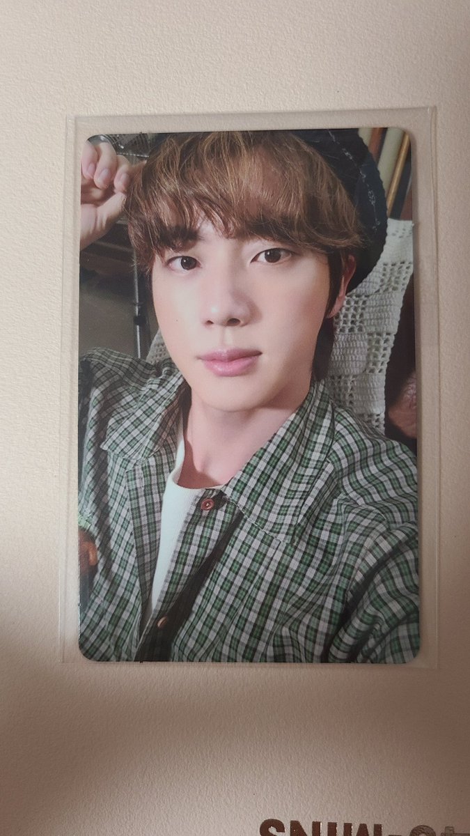 BTS_GoodZz's tweet photo. 데코키트 포카 교환

저 : 석진
교환자님 : 태형 https://t.co/0ke9KXJTVF