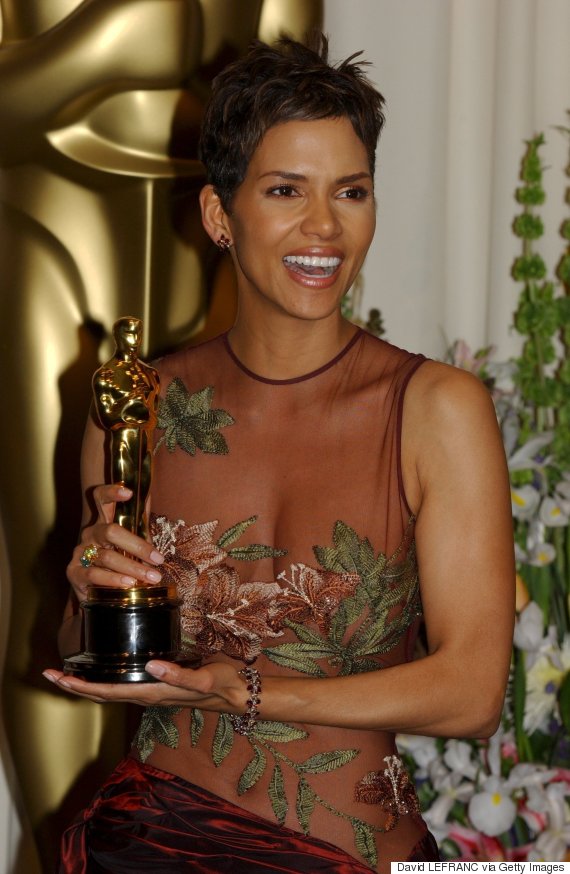 HarlemConnectFM's tweet photo. It's an #OscarsParty #HarlemStyle as we join w @ImageNationUS for #TheHarlemConnection to 🎦, feat. good 🗣️➕gr8 🎥🎶
#SetAReminder 2 #TuneIn @ 10PM #tonight via @WBAI.org/listen-live & @RhythmAndSoul📻
s/o to @atypicalpicture @urbanworldff @reelsisters
@ABFF @BlackStarFest https://t.co/dX7hiFARNV