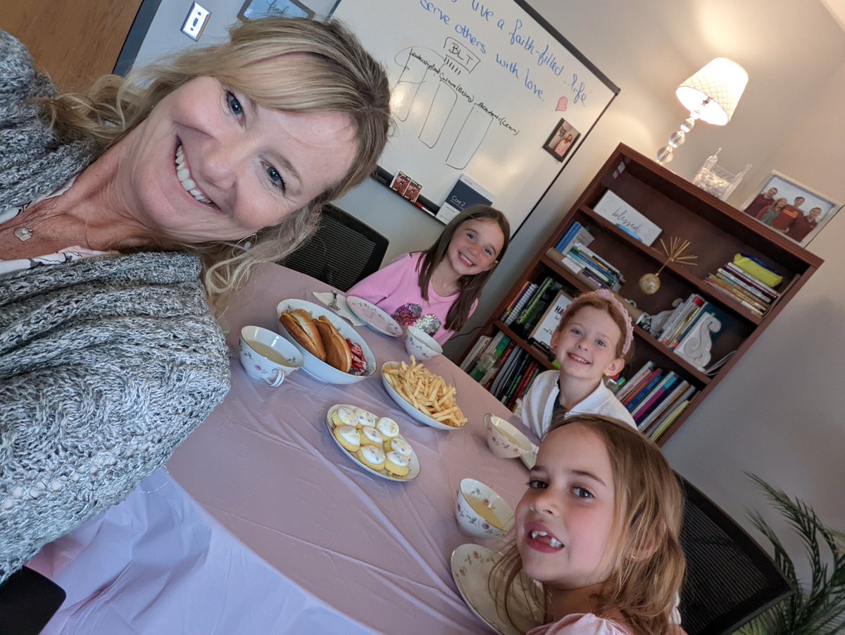 When your parents win "Lunch with the Principal" you get McDonald's Happy Meals served up on fine China while listening to the Frozen soundtrack. So much fun! <a href="/foreverbentwood/">Bentwood Elementary School</a> #OPSMomentsThatMatter <a href="/olatheschools/">Olathe Public Schools</a>