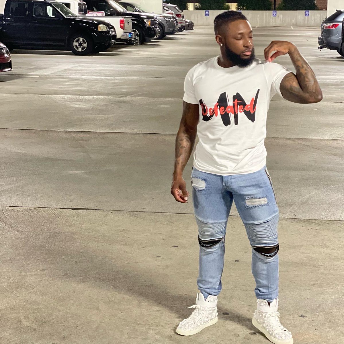 𝒟𝒶𝒹𝒹𝒾𝒟ℯ𝒸ℯ𝓃𝓉 tweet media