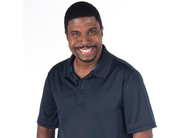 TheHirshShow's tweet photo. We’re excited to announce our next guest
for Episode 3 of the season is Nick Arcade host Phil
Moore!

Join The Hirsh Show, presented by @KnackBags , on
Monday March 28th at 12 PM ET.
Only on @ETBnetwork 

#PhilMoore #NickArcade #90s #Nickelodeon https://t.co/La4MfMRJvS