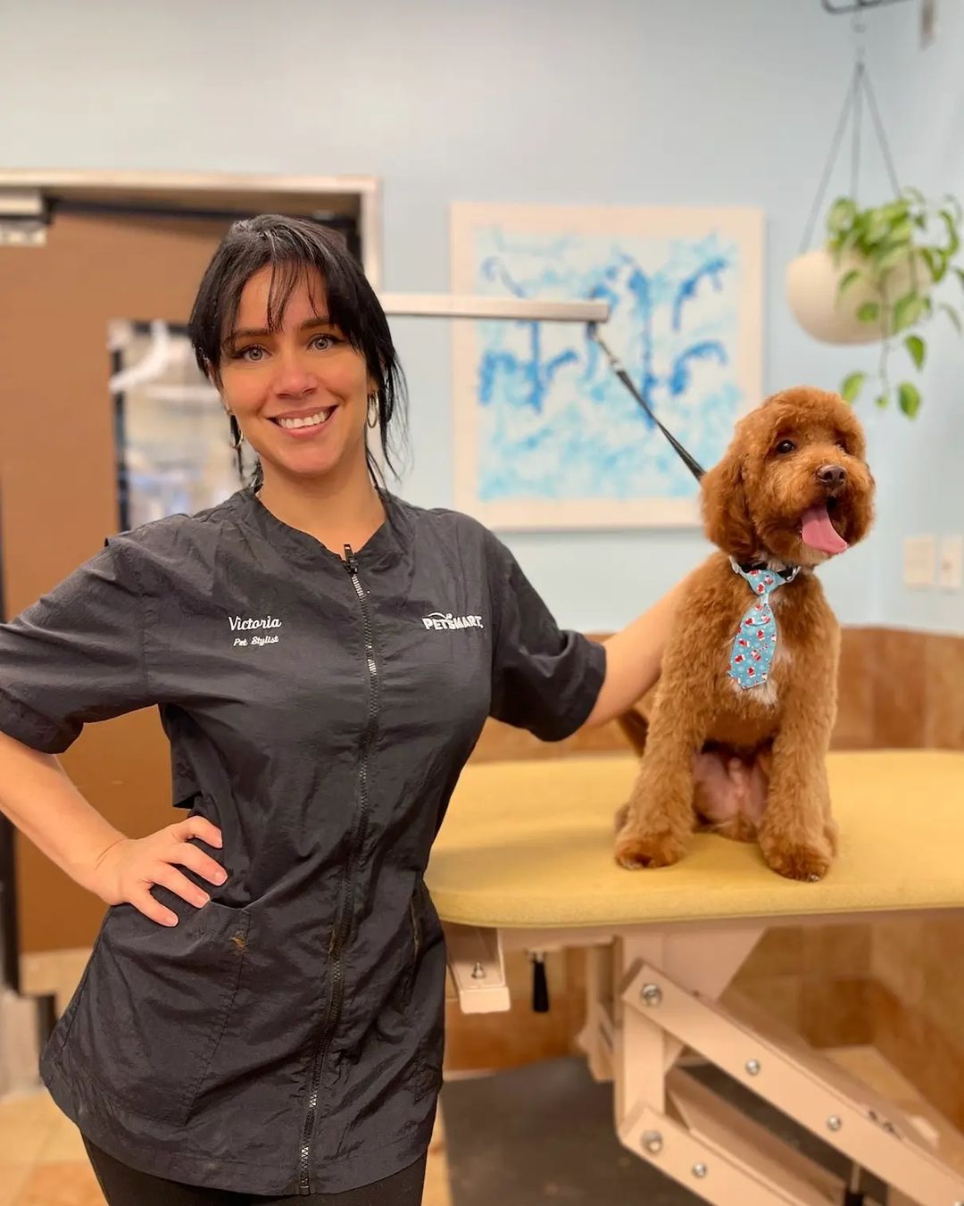 Life at PetSmart on Twitter "Meet Pet Stylist, Victoria! 🌟 ️ Her team says, "Victoria's AMAZING