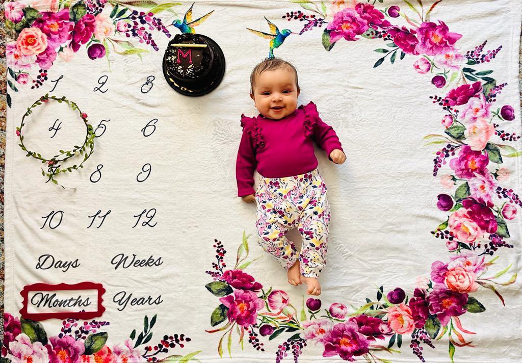 ghazal_javed's tweet photo. This #Raspberry is just too juicy to resist. Not just sweet but very good looking, too!!! Love you to the moon n back. #FourMonths #SmallMilestones #JoyJoy #CutenessOverload https://t.co/VwYFOoJvzJ