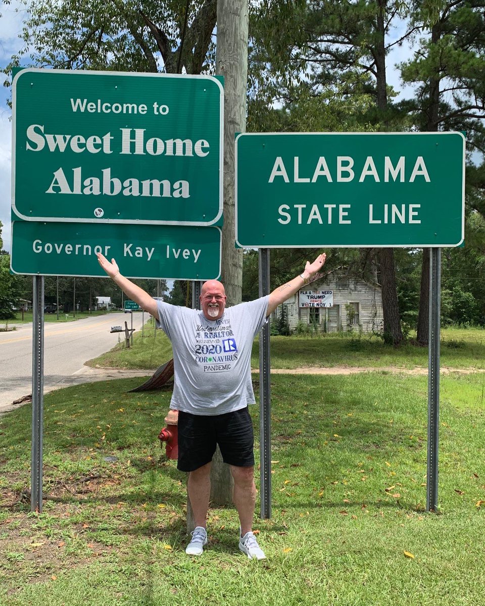 HambyTime's tweet photo. Well it's official today... Southern Classic Realtors and I are licensed as a real estate firm and qualifying broker in the great state of Alabama. Super excited and #SCRProud.
Sweet Home Alabama https://t.co/gn5d7gHhM5