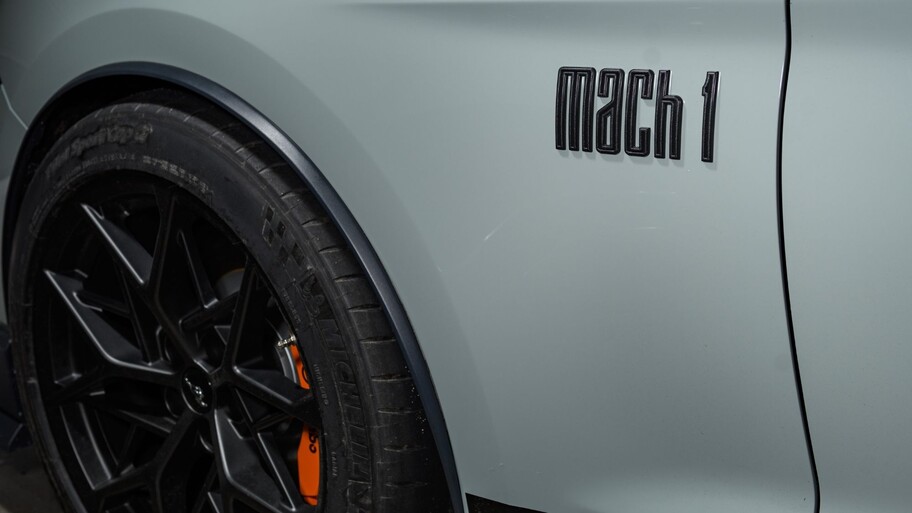 Autocosmos's tweet photo. Te compartimos los detalles del @FordMX 𝗠𝘂𝘀𝘁𝗮𝗻𝗴 𝗠𝗮𝗰𝗵 𝟭 𝗙𝗶𝗴𝗵𝘁𝗲𝗿 𝗝𝗲𝘁 𝟮𝟬𝟮𝟮 🤩 una edición limitada solo disponible por medio de #FordDigitalStore 👌🏻 que se distingue por su imagen todavía más agresiva y exclusiva 👊descúbrela 👉 https://t.co/ozS30Teqxb https://t.co/a4MHawpU3r
