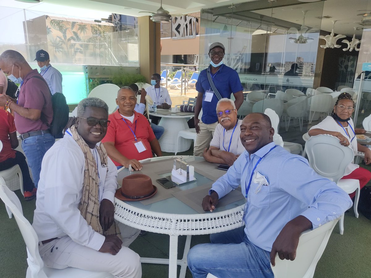 devachapa's tweet image. Siempre trabajando en equipo en bien y fortalecimiento de nuestra comunidad afro.