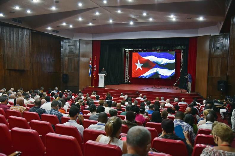 AylinAlvarezG's tweet photo. Con importantes conferencias comenzó hoy el I Taller Nacional de Historia, Marxismo-Leninismo y Educación para la Vida Ciudadana. En su sede de la Escuela Superior del Partido Ñico López en cómo estas materias son base de la nación cubana. #CubaVive #VamosConTodo @DiazCanelB https://t.co/7P7JxBfxJm