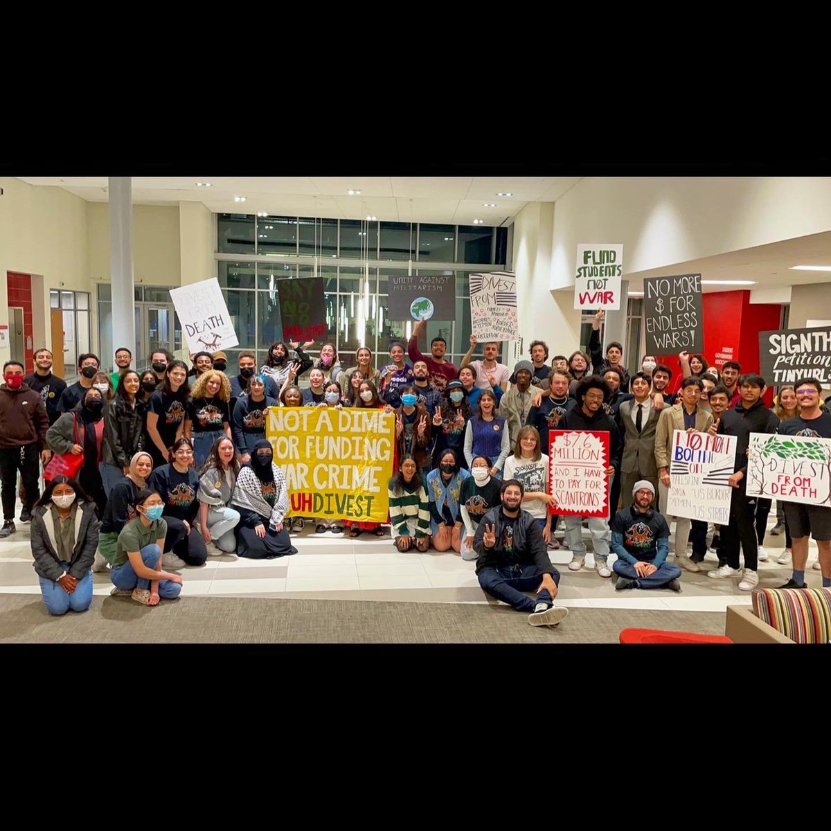🚨🔥HISTORIC DIVESTMENT VICTORY 🇵🇸🗣

On Wednesday, March 23, UH SHA voted YES on divestment from israeli apartheid, militarized police + border patrol, and US imperialism!

THIS IS JUST THE BEGINNING 🔥