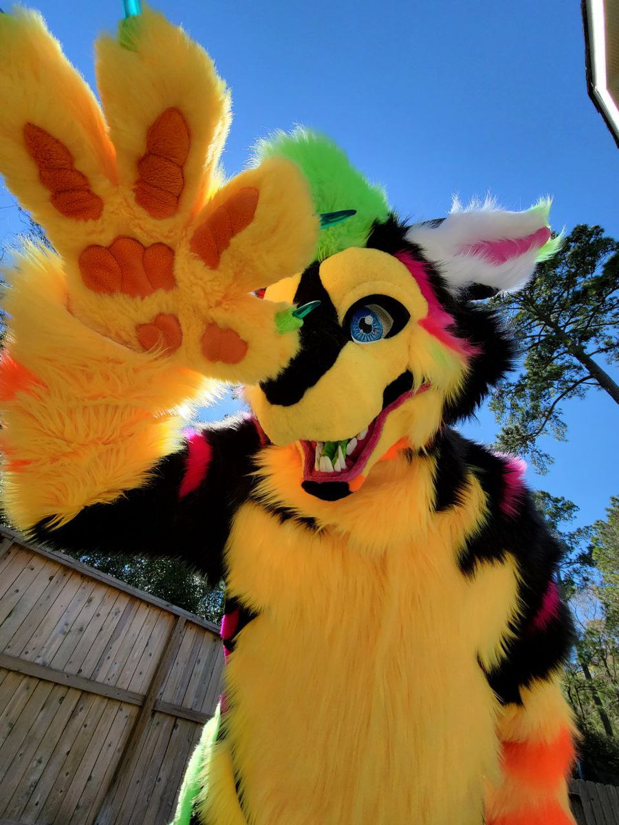 Stormbound Cosplay tweet media