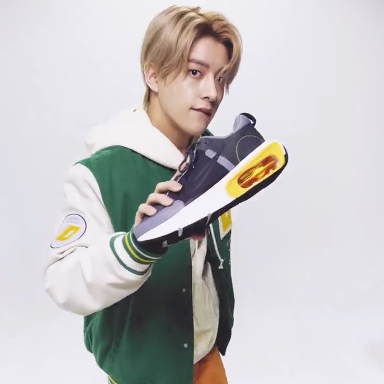 jakesfeeds's tweet photo. Jake for Nike Airmax

#ENHYPEN_JAKE #엔하이픈_제이크 #JAKE @ENHYPEN_members https://t.co/OLqEyPnIEU